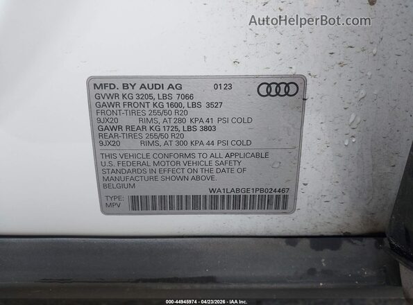 WA1LABGE1PB024467 2023 AUDI E-TRON White Vista del compartimento del motor