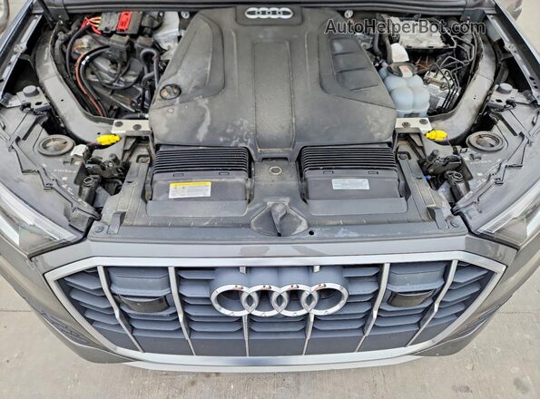 WA1LCBF70PD005670 2023 AUDI Q7 Gray Widok komory silnika