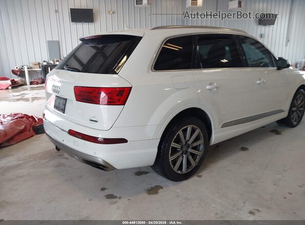 WA1LHAF7XJD020549 2018 AUDI Q7 Белый Задняя правая четверть