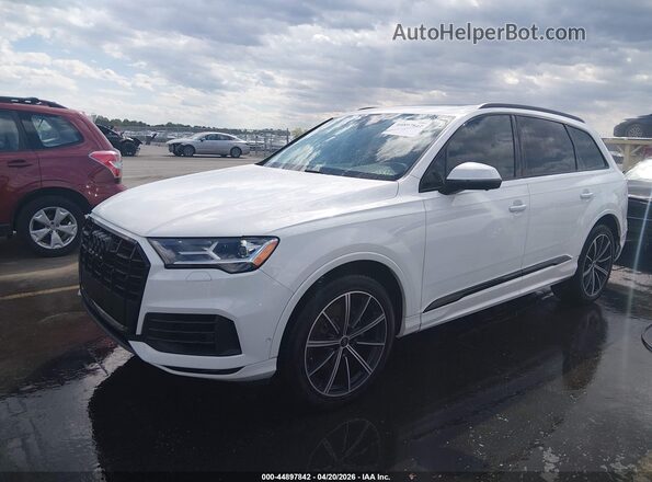 WA1LXAF79MD020825 2021 AUDI Q7 Белый Передняя левая четверть