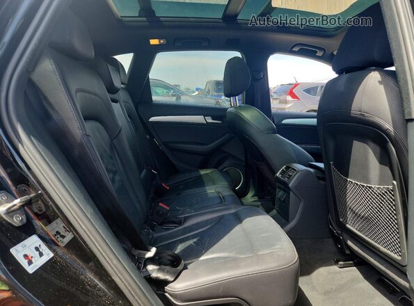 WA1M2AFPXHA030970 2017 AUDI Q5 Black Սալոնի հետևի տեսք