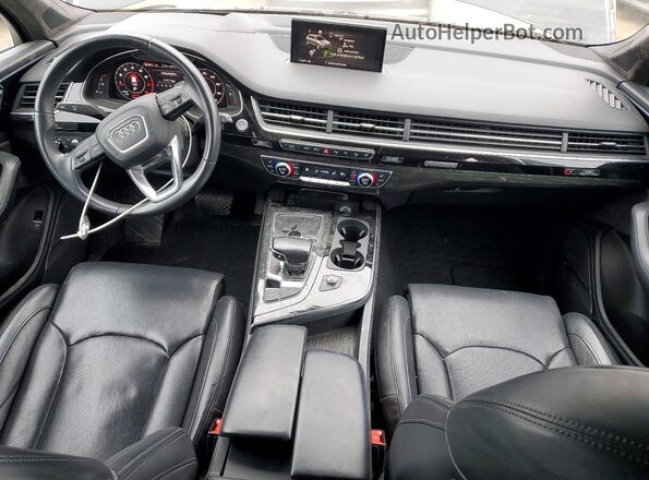 WA1VAAF73KD001694 2019 AUDI Q7 Черный Вид панели приборов