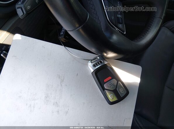 WAUABAF45MN013203 2021 AUDI OTHER Синий Вид панели приборов