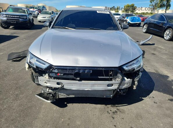 WAUB4AF44JA113455 2018 AUDI S4 Silver Widok z przodu