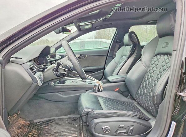 WAUB4AF46JA002597 2018 AUDI S4 Черный Вид салона спереди