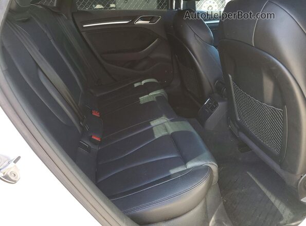 WAUBEGFF4LA093583 2020 AUDI OTHER Белый Вид задних сидений