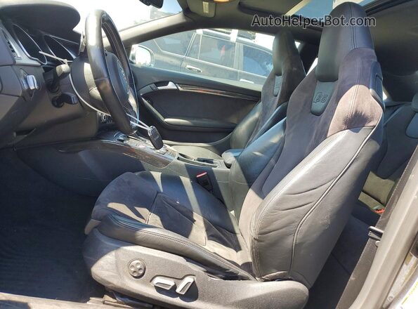 WAUC4AFR5HA001077 2017 AUDI S5 Gray Widok wnętrza z przodu