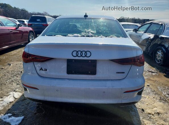 WAUGUDGY1RA067233 2024 AUDI OTHER Белый Вид сзади