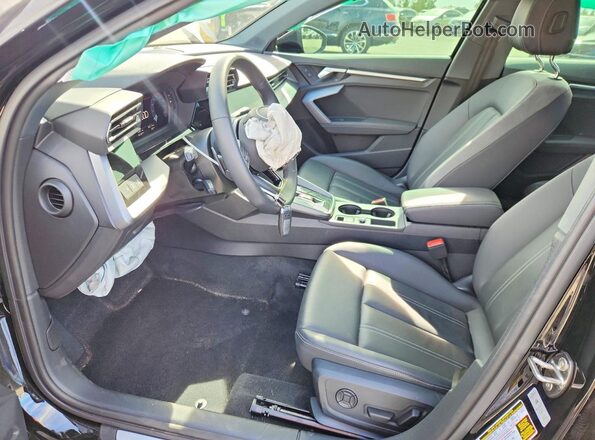 WAUGUDGY8SA068403 2025 AUDI OTHER Черный Вид салона спереди