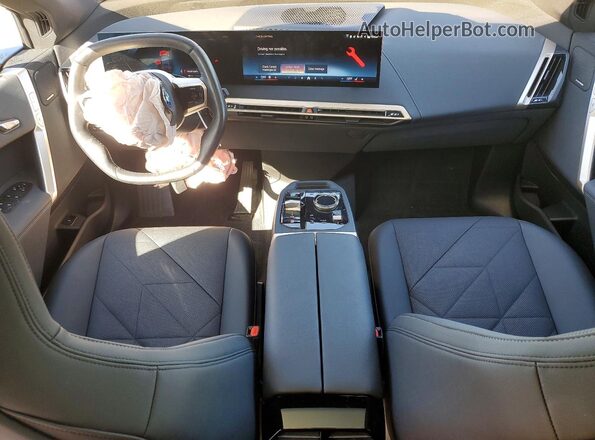 WB523CF02SCS46201 2025 BMW IX Black წინა პანელის ხედი