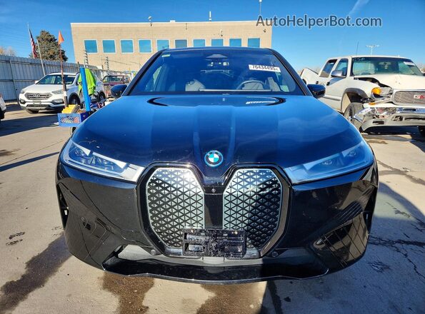 WB523CF03SCT67965 2025 BMW IX Черный Вид спереди