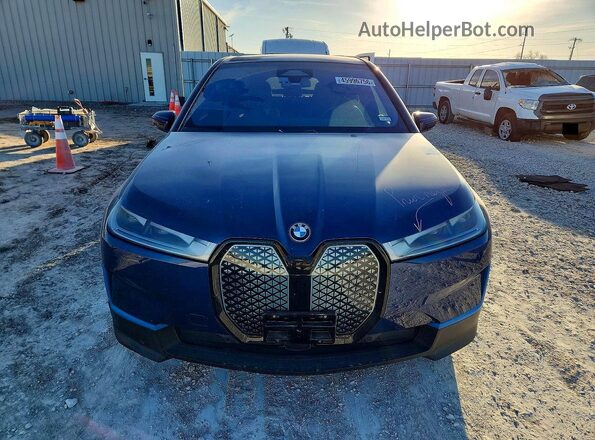 WB523CF05PCL75699 2023 BMW IX Blue Front view