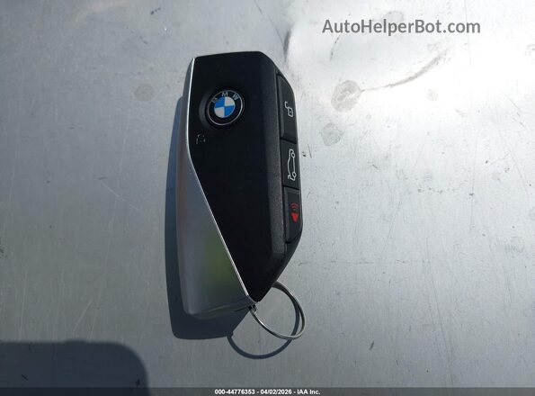WB523CF08RCP61875 2024 BMW IX Silver Առջևի վահանակի տեսք