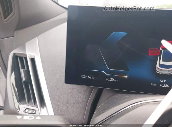 WB523CF09SCU70646 2025 BMW IX Белый 