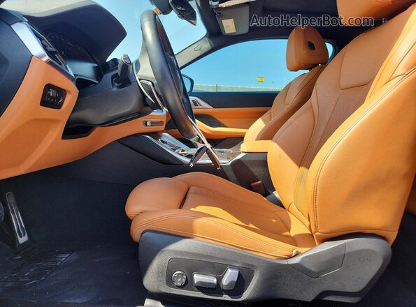 WBA13AR08PCM45144 2023 BMW M4 Black Вид салону спереду