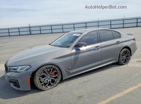 WBA13BK03NCL01708 2022 BMW M5 Серый Передняя левая четверть
