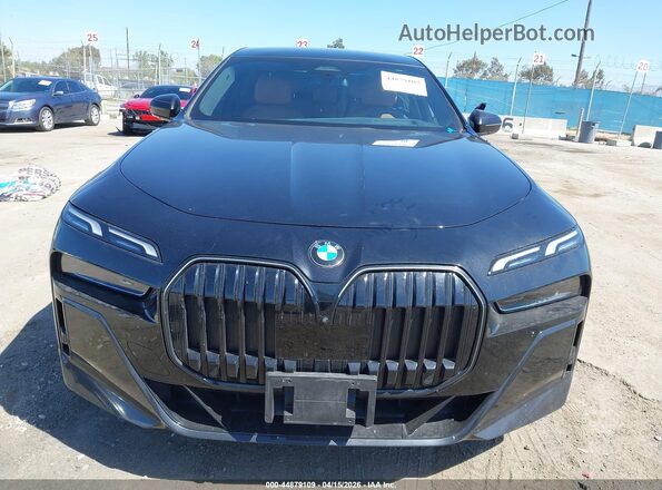 WBA23EH03RCR25673 2024 BMW OTHER Черный Вид задней части салона