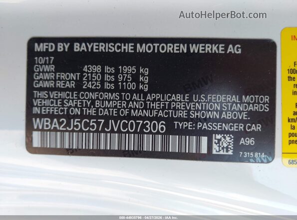 WBA2J5C57JVC07306 2018 BMW M2 White Vista del compartimento del motor