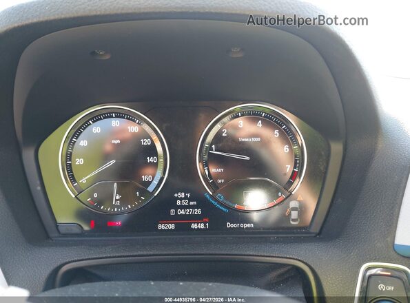 WBA2J5C57JVC07306 2018 BMW M2 White Vista de los asientos traseros