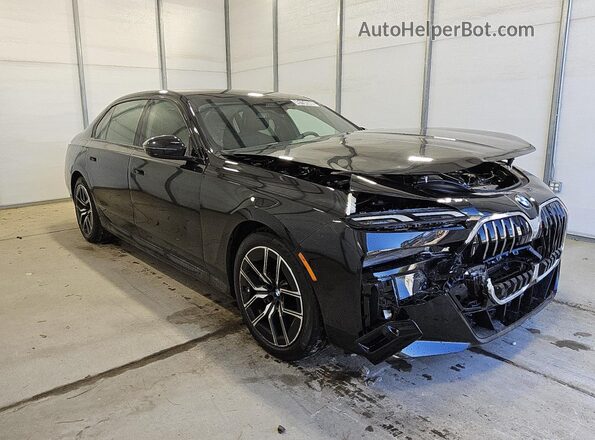 WBA33EH00TCW36312 2026 BMW OTHER Черный 