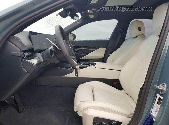 WBA43FJ02TCV98957 2026 BMW OTHER Gray Front interior view