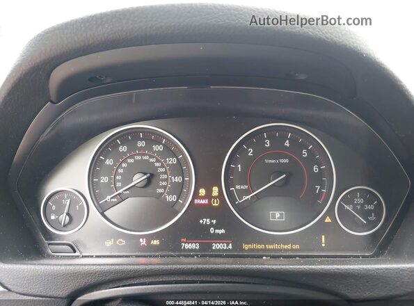 WBA4W9C59JAC99236 2018 BMW OTHER White Widok tylnych siedzeń