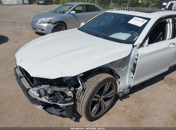 WBA7E2C54JB216293 2018 BMW OTHER White Widok z przodu