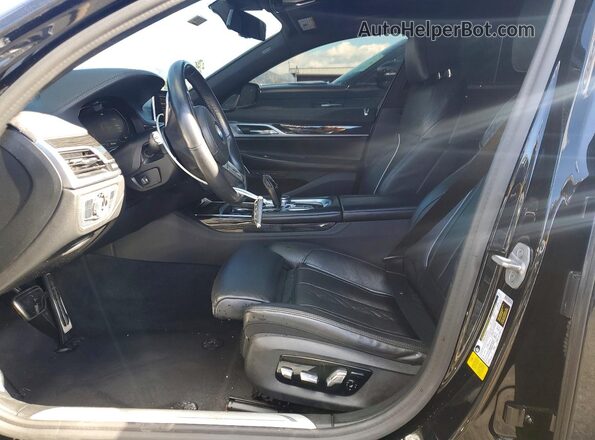 WBA7T2C05MCF41157 2021 BMW OTHER Черный Вид салона спереди