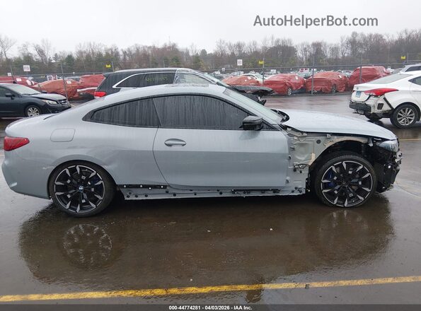 WBA83DA00SCU54070 2025 BMW M4 Light Blue სალონის 360-გრადუსიანი ხედი
