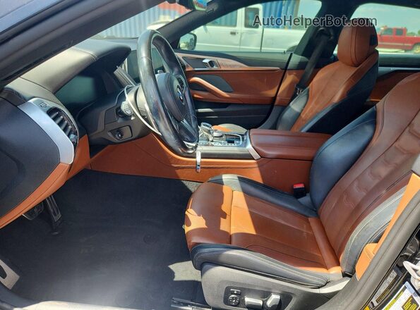 WBAGV2C01MCF98224 2021 BMW OTHER Черный Вид салона спереди