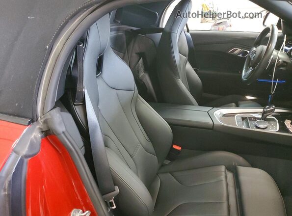 WBAHF3C01MWX36122 2021 BMW Z4 Красный Вид задних сидений