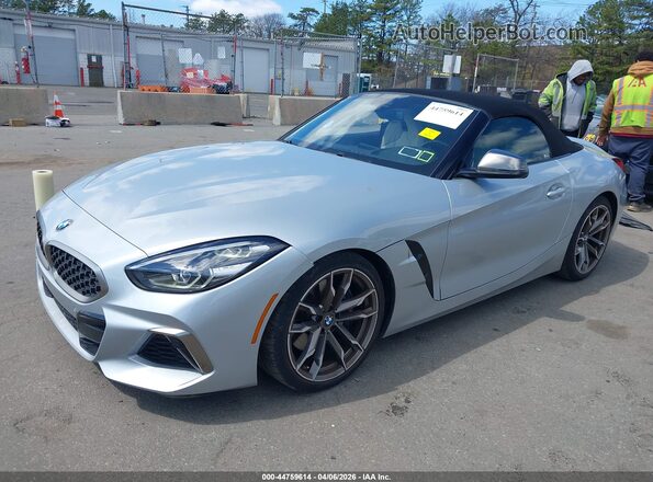 WBAHF9C02LWW46723 2020 BMW Z4 Серебряный Передняя левая четверть
