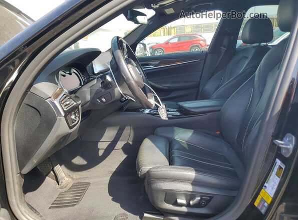 WBAJA9C52KB388351 2019 BMW 5 SERIES Черный Вид салона спереди