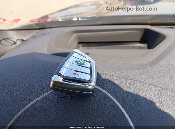 WBAJB1C51JB374275 2018 BMW OTHER Серый Вид панели приборов