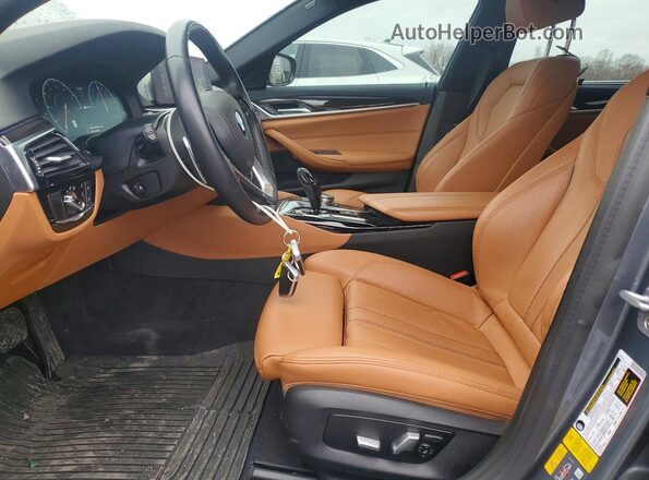 WBAJB1C56KB376282 2019 BMW 5 SERIES Silver Вид салону спереду