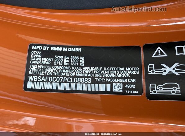 WBSAE0C07PCL08883 2023 BMW M8 Orange Widok komory silnika