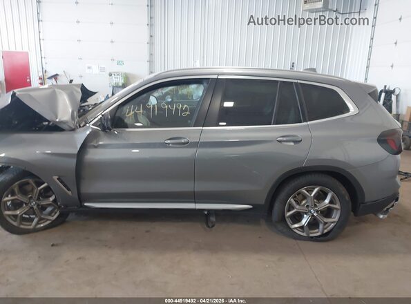 WBX57DP04RN278451 2024 BMW X3 Серый Вид задней части салона