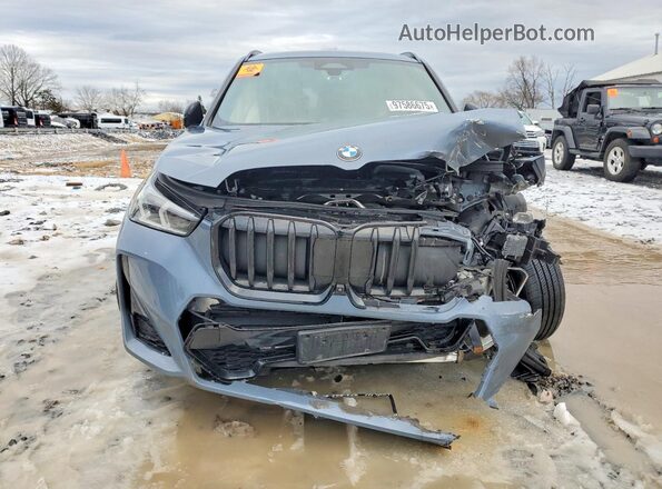 WBX73EF07P5W03733 2023 BMW X1 Серый Вид спереди