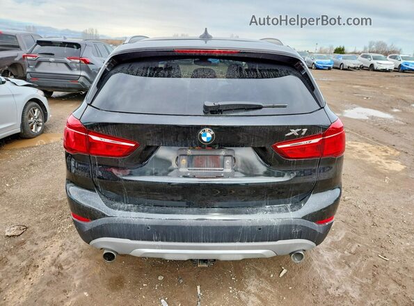 WBXHT3C32H5F69762 2017 BMW X1 Black Widok z tyłu