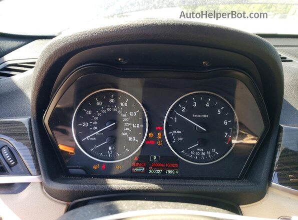 WBXHT3C34H5F84053 2017 BMW X1 Blue Vista del cuadro de instrumentos