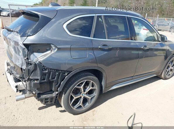 WBXHT3C34J5F92272 2018 BMW X1 Серый Задняя правая четверть