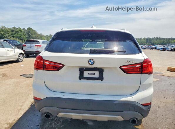 WBXHT3C35G5E56192 2016 BMW X1 White Widok z tyłu