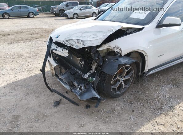 WBXHT3C35J5F91423 2018 BMW X1 Белый Вид спереди