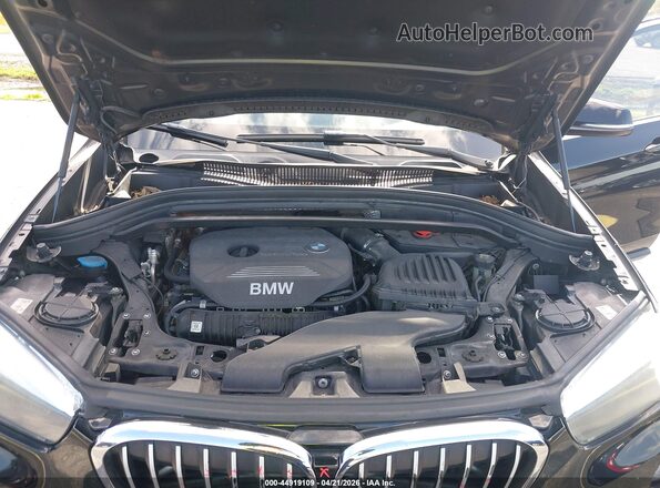 WBXHT3C38G5E52850 2016 BMW X1 Black Вид ззаду