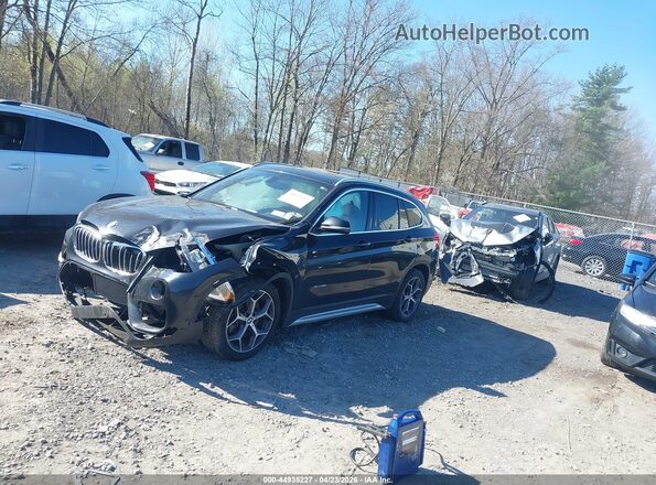 WBXHT3C38H5F73685 2017 BMW X1 Черный Передняя левая четверть