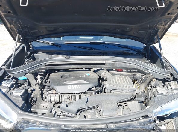 WBXHT3C38H5F84217 2017 BMW X1 Черный Вид сзади