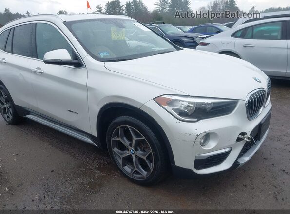 WBXHT3C39J5K32072 2018 BMW X1 White Przód prawy