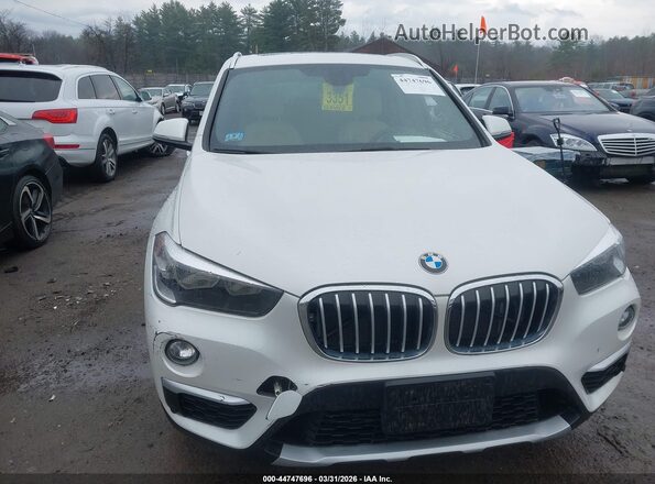 WBXHT3C39J5K32072 2018 BMW X1 White Widok zestawu wskaźników