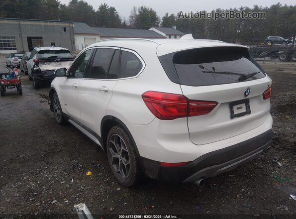 WBXHT3C3XJ5F91126 2018 BMW X1 White Trasero izquierdo