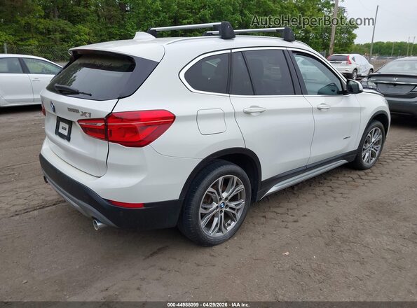 WBXHT3Z34H4A56042 2017 BMW X1 Белый Задняя правая четверть